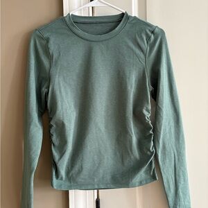 Vuori long sleeve ruched top